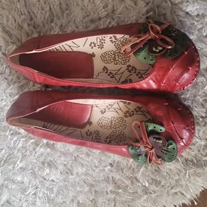 Leather Spring Step shoes